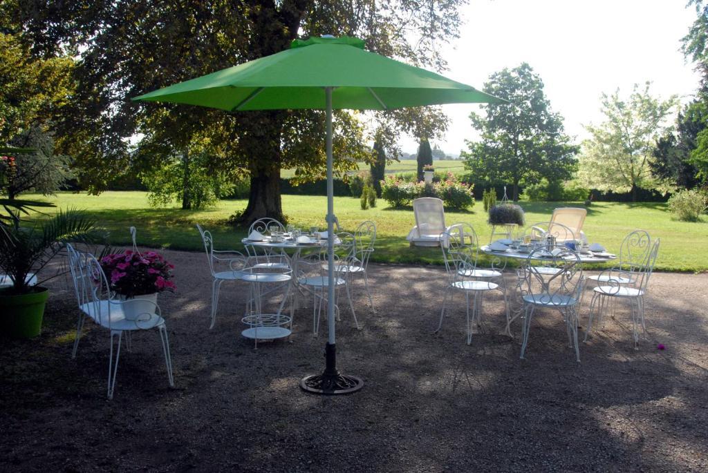 Chateau De La Flechere Bed and Breakfast Blacé Esterno foto